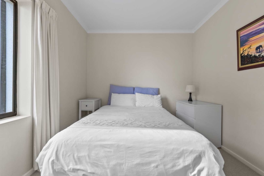3 Bedroom Property for Sale in Sea Point Western Cape